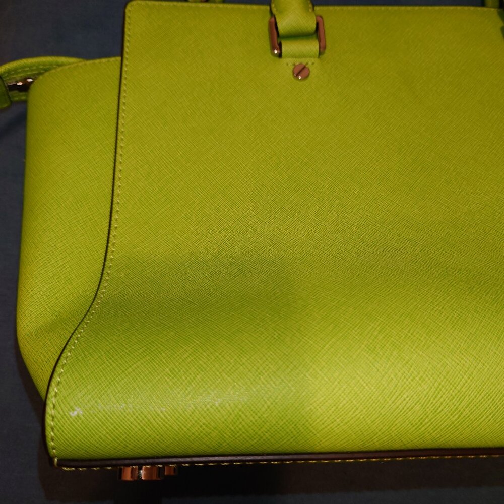 Michael Kors Large Selma Pear Green Purse - Picture 10 of 12